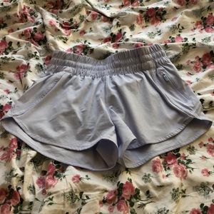 🍋 NWT Lululemon serene blue tracker short 🍋